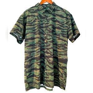 Warrior “Tiger Camo” button down XL